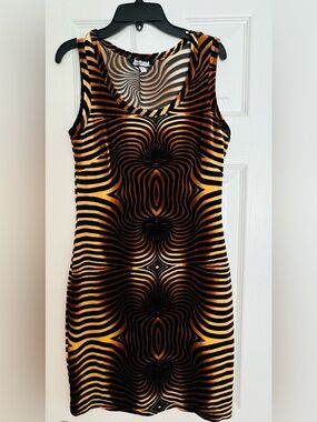 Steam velvet dress with a black and orange wavy pattern Women Sz. S